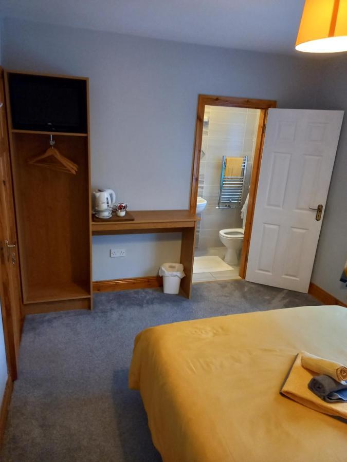 A New U Country Cottage Clynacartan Экстерьер фото