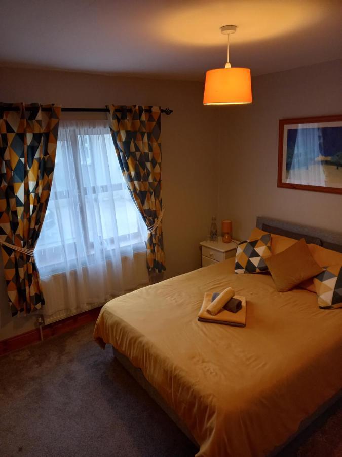 A New U Country Cottage Clynacartan Экстерьер фото