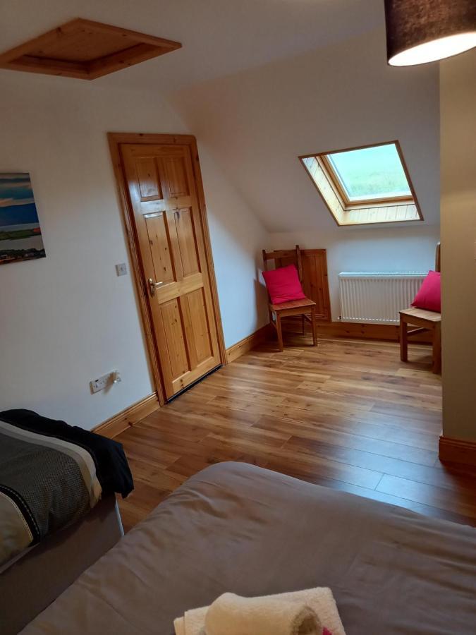 A New U Country Cottage Clynacartan Экстерьер фото