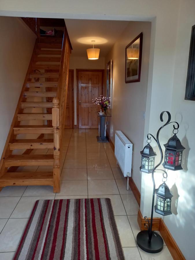 A New U Country Cottage Clynacartan Экстерьер фото