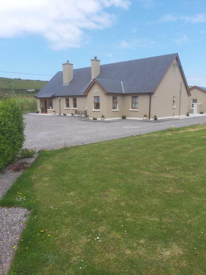 A New U Country Cottage Clynacartan Экстерьер фото
